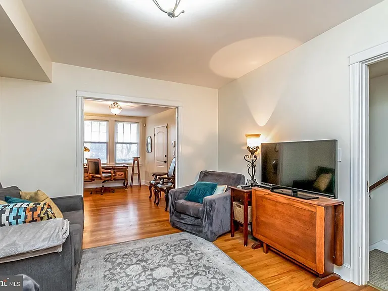 335 Drew St #1 — Photo 16