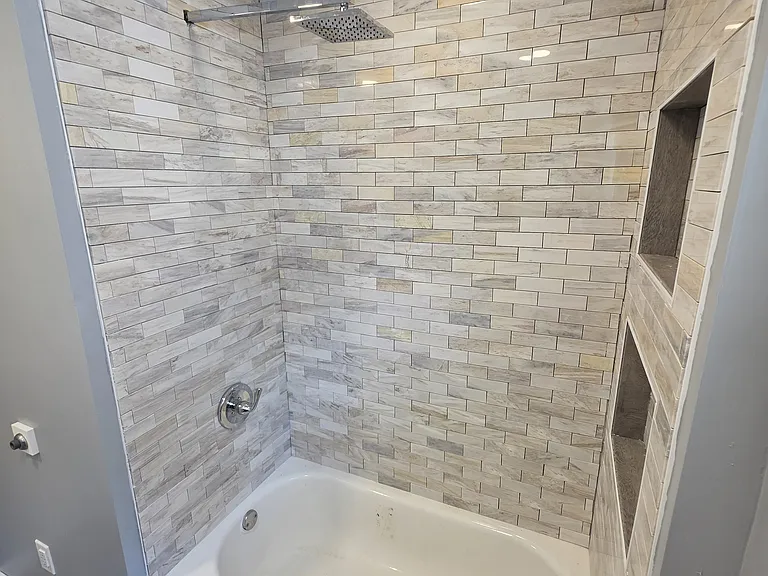 135 Putnam St 2ndflr Renovated! Spacious! Greatlocale! Petsok Laundry — Photo 14