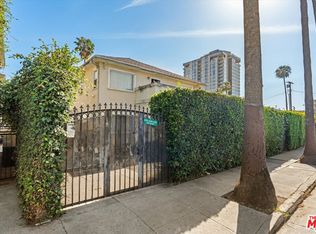 6046 Carlton Way, Los Angeles, CA 90028