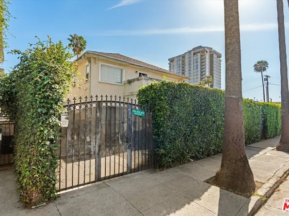 6046 Carlton Way, Los Angeles, CA 90028