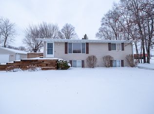 408 Edgar Pl, Faribault, MN 55021