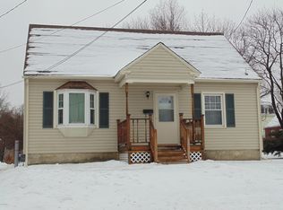 18 Cromwell Ave, Pittsfield, MA 01201
