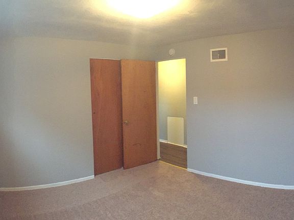 3rd image of 622 North Ave #2