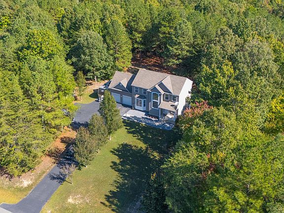 4th image of 19370 Greens Crossing Ct
