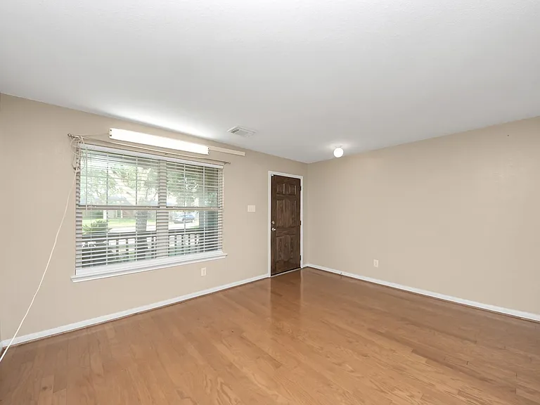 15202 Lynford Crest Dr — Photo 10