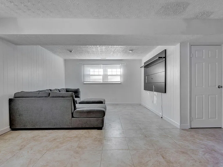 1312 Magnolia Ave — Photo 22
