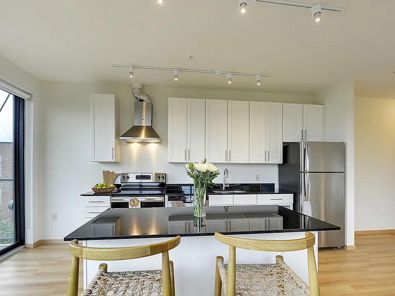 NoLo Living — Photo 14