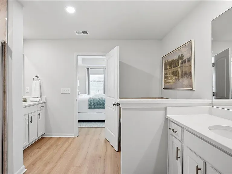 205 Harrell Way — Photo 10