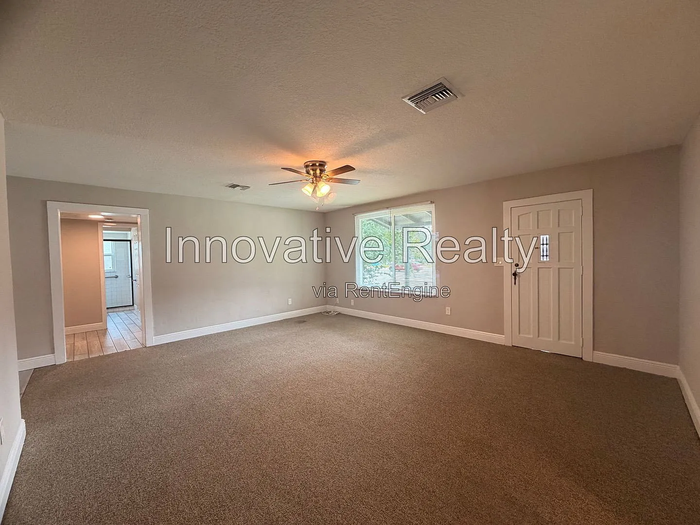 4 bed, 2.0 bath, 1500 sqft, $2,350 — Photo 3