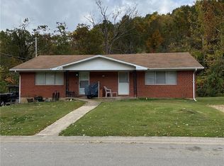 107 Elliott Dr, Waynesville, MO 65583