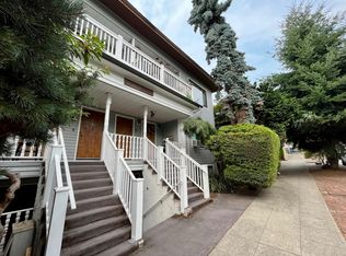 809 Nob Hill Ave N #A, Seattle, WA 98109