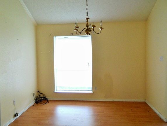 4th image of 2022 Breckenridge Dr
