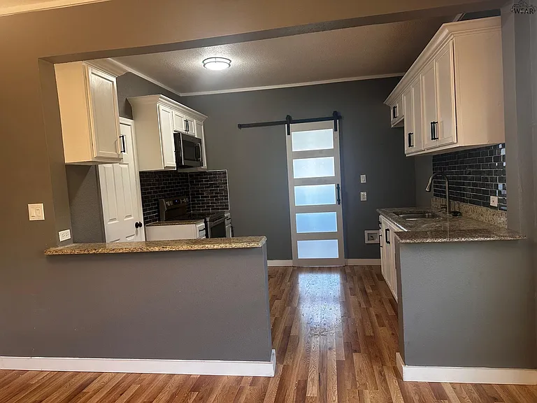 1502 Fillmore St — Photo 8