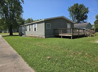 809 S 20th St, Murphysboro, IL 62966