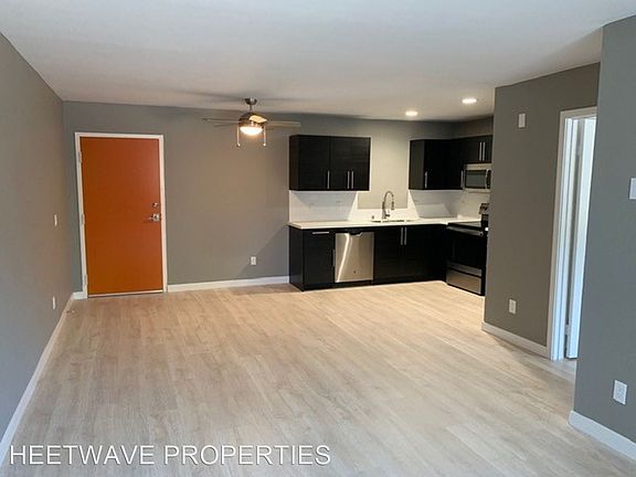 2nd image of 4720 Hawley Blvd #210