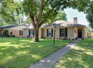 1009 Westminster Ln, Garland, TX 75040