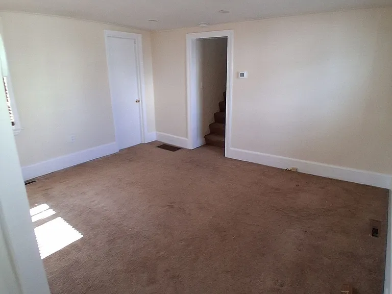19 Water St #A — Photo 5
