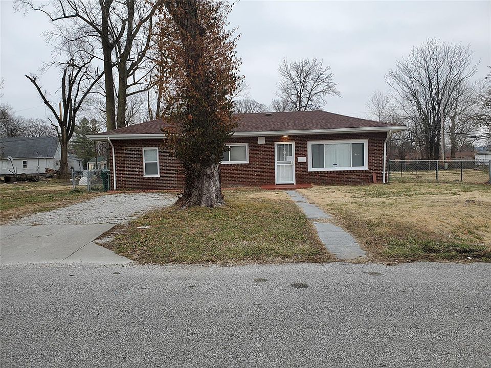 1st image of 618 N 70th St