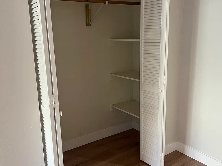 2628 Leavenworth St #A — Photo 12