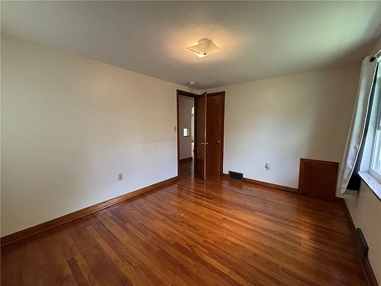 809 Carbon Rd — Photo 37
