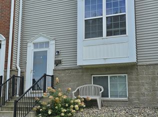 7824 Old Carriage Ct, Shakopee, MN 55379
