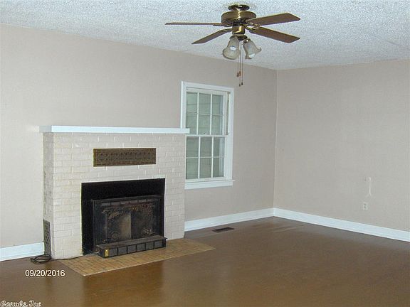 4th image of 211 Garland Ave