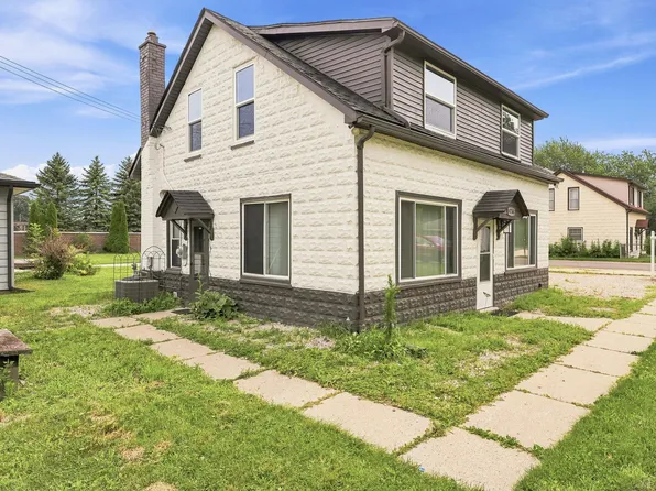 47561 Forton St, New Baltimore, MI 48047