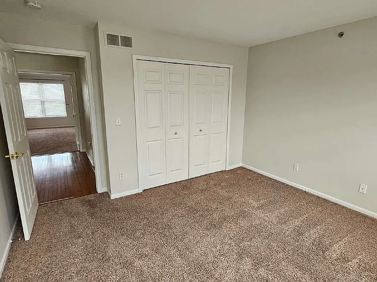 42843 Richmond Dr #10 — Photo 13