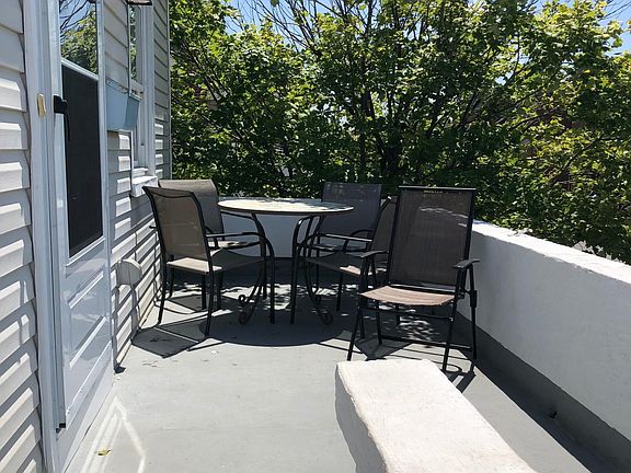 3rd image of 106 Maryland Ave