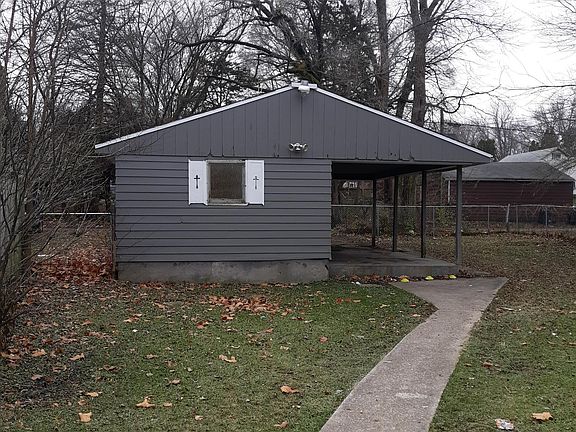 2nd image of 1216 Sherman Ave