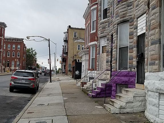 3rd image of 1809 W Lafayette Ave