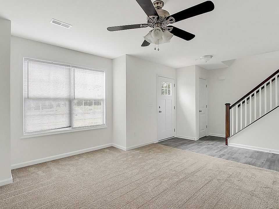 100 Beechwood Way-3-SMALL