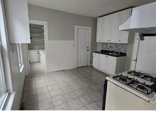 1165 Noble Ave #1, Bridgeport, CT 06608