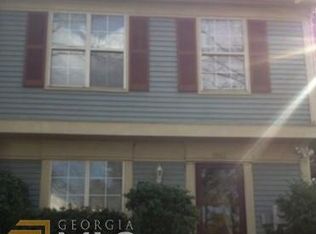 5567 Wells Cir, Stone Mountain, GA 30087