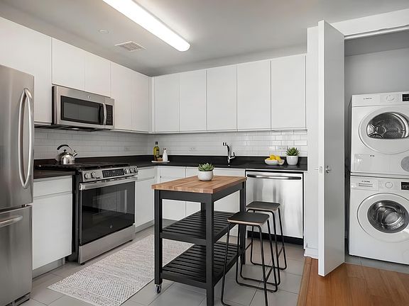 5th image of 511 47th Ave APT 12N