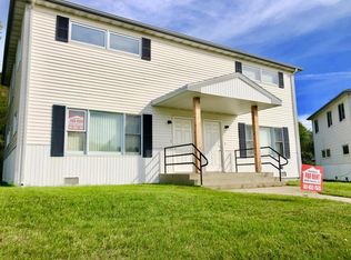 1322 3rd St NE, Minot, ND 58703