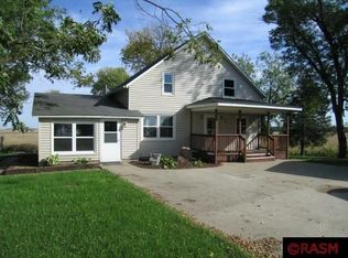 6266 340th Ave, Blue Earth, MN 56013