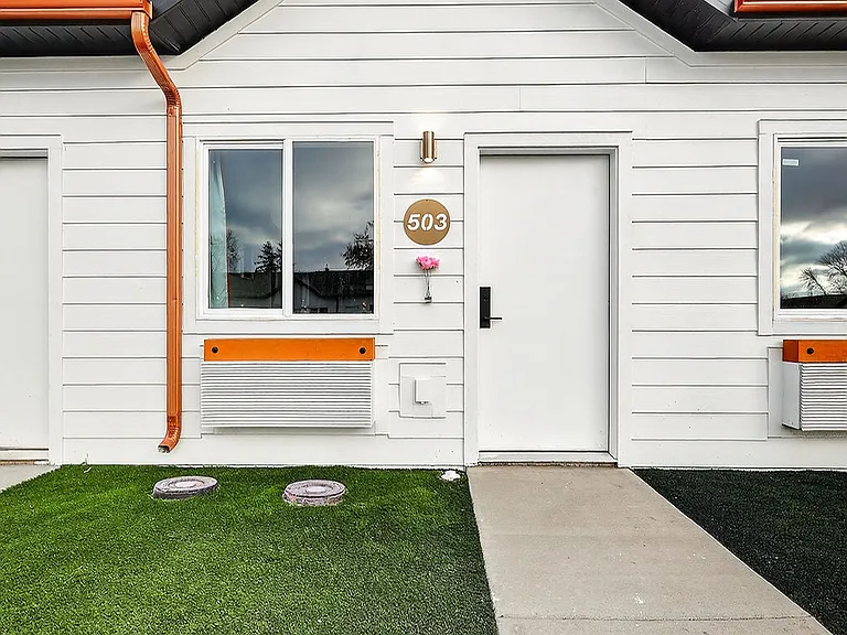 Rosewood Patio — Photo 48