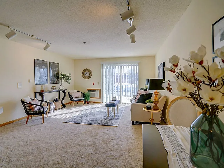Gateway Commons — Photo 31