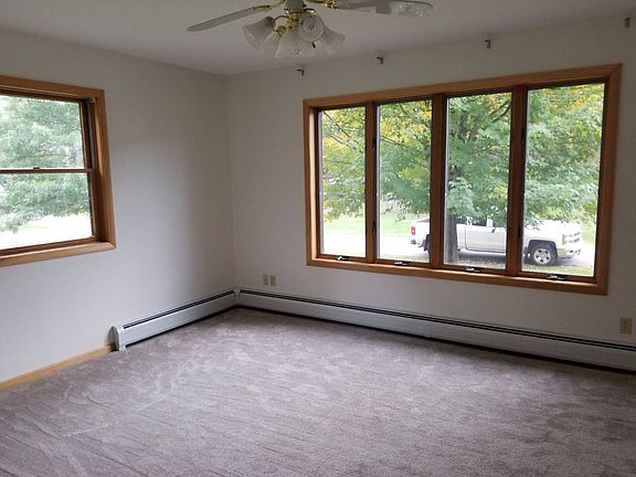 2nd image of 8 Wayman Dr