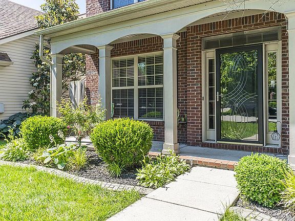 2nd image of 772 Maidencane Dr
