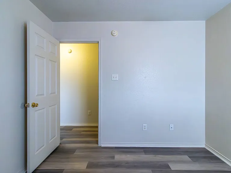 3409 Toledo Dr #D — Photo 20