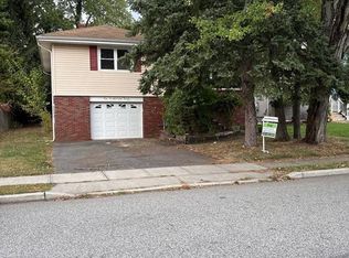 120 Larch Ave, Dumont, NJ 07628