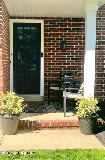 3 bed, 2.5 bath, 1770 sqft, $5,000 — Photo 4