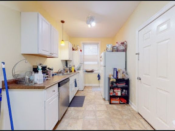 5th image of 1062-68 W Granville Ave #64-12