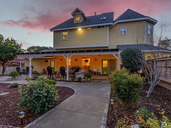 3rd image of 4100 Gateway Rd