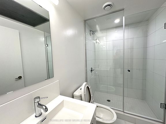 3rd image of 121 Saint Patrick St #916