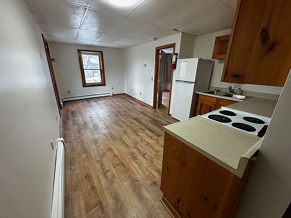 4th image of 549 Hartford Ave #6