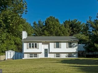 24 Sheridan Rd, Arnold, MD 21012