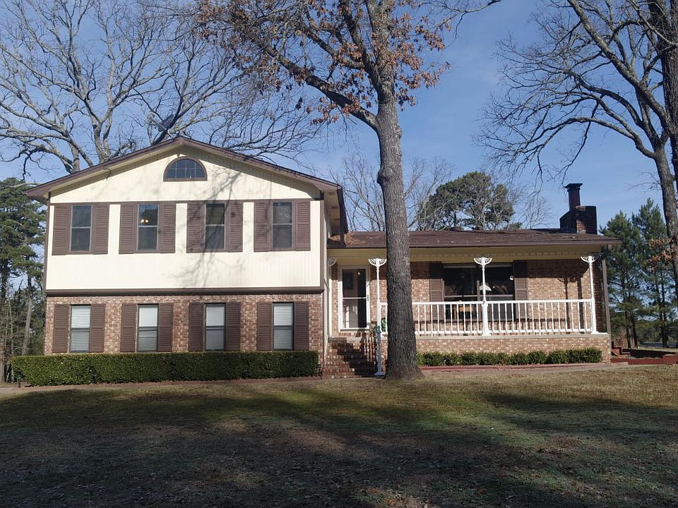 1st image of 615 Barborek Ln